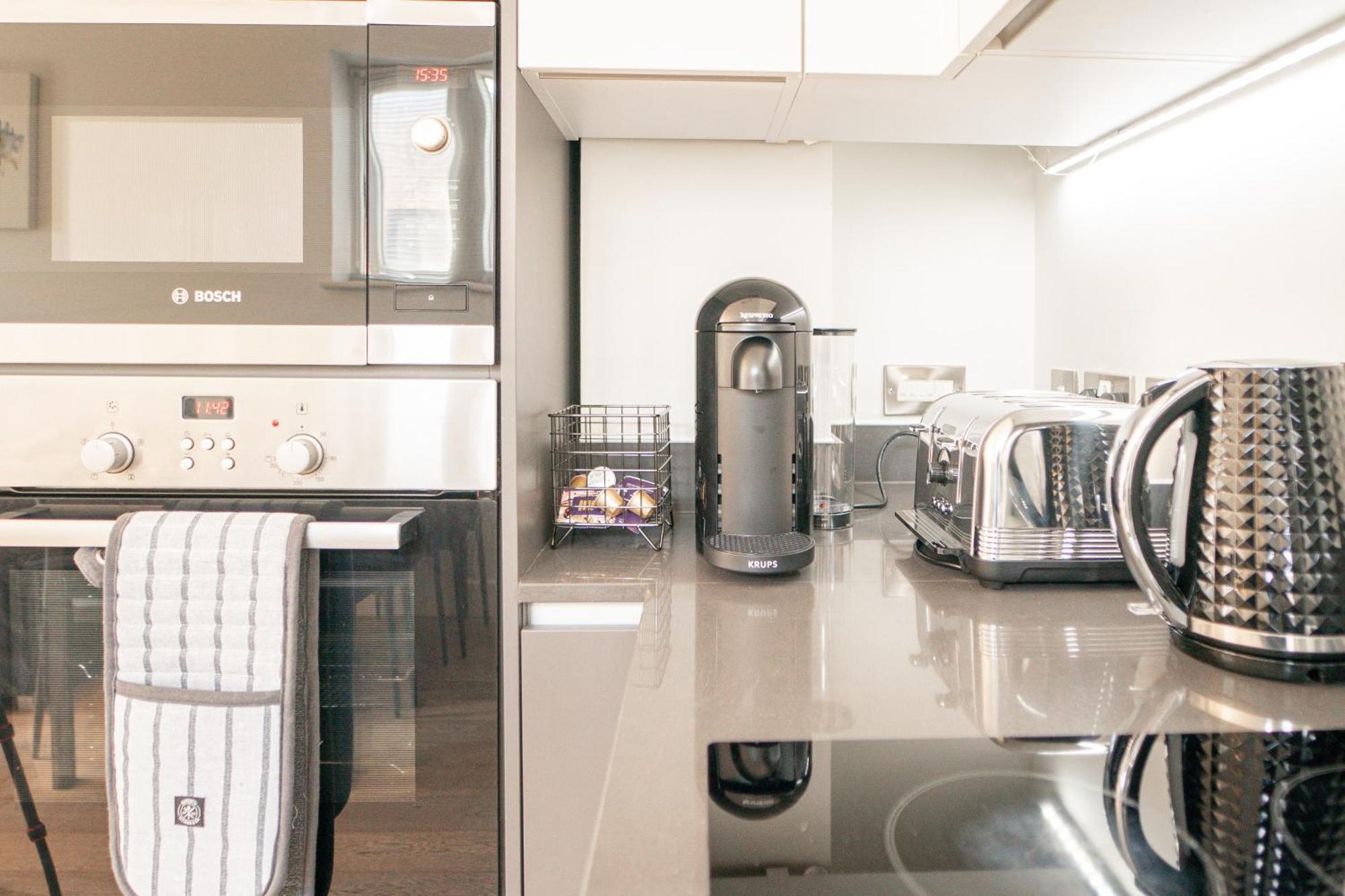 Apartamento Luxury Greenwich 2bed 2bath - Sleep 6 Guest- 1 Min From Station - Close To Greenwich Maritime- Playstation Provided *